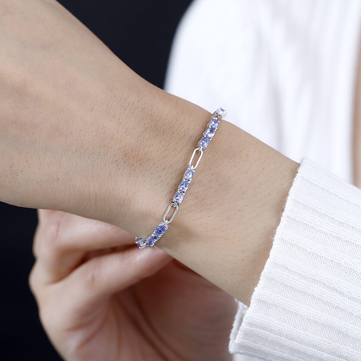 Tanzanite Paper Clip Chain Bracelet in Rhodium Over Sterling Silver (6.50 In) 3.00 ctw image number 2