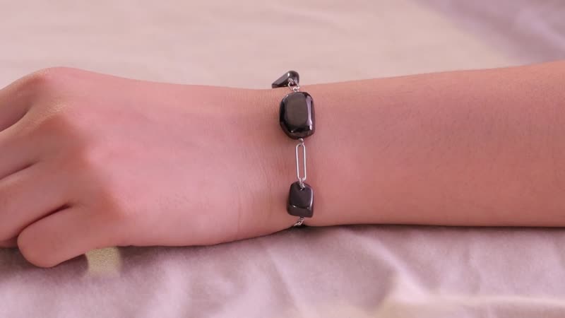 TLV Elite Shungite Station Bracelet in Rhodium Over Sterling Silver (7.50 In) 27.00 ctw
