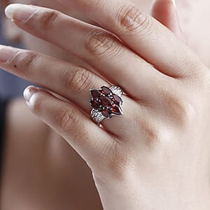 EverTrue Mozambique Garnet 3.75 ctw Ring in Stainless Steel (Size 5.0)