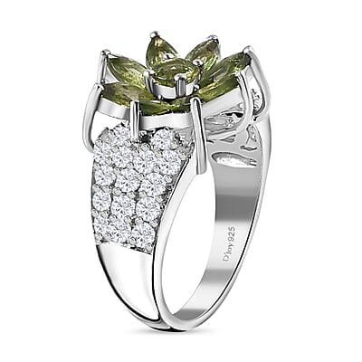 Andranomaro Green Apatite and White Zircon Flower Ring in Rhodium Over Sterling Silver (Size 10.0) 3.90 ctw