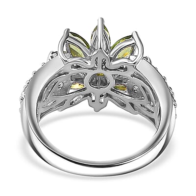 Andranomaro Green Apatite and White Zircon Flower Ring in Rhodium Over Sterling Silver (Size 10.0) 3.90 ctw