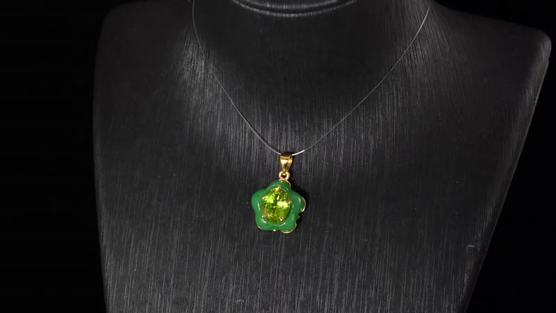 Hebei Peridot and Green Jade (D), Moissanite 11.25 ctw Verdant Blossom Pendant without Chain in 18K Vermeil Yellow Gold Over Sterling Silver
