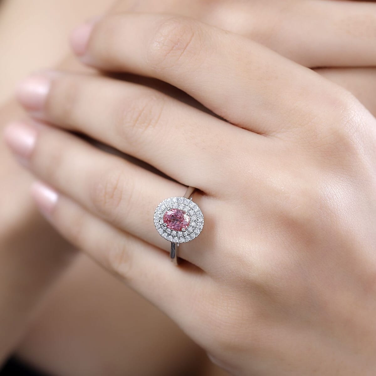 Certified & Appraised Rhapsody AAAA Padparadscha Sapphire and E-F VS Diamond 1.35 ctw Double Halo Ring in 950 Platinum (Size 7.0) 5.60 Grams image number 2
