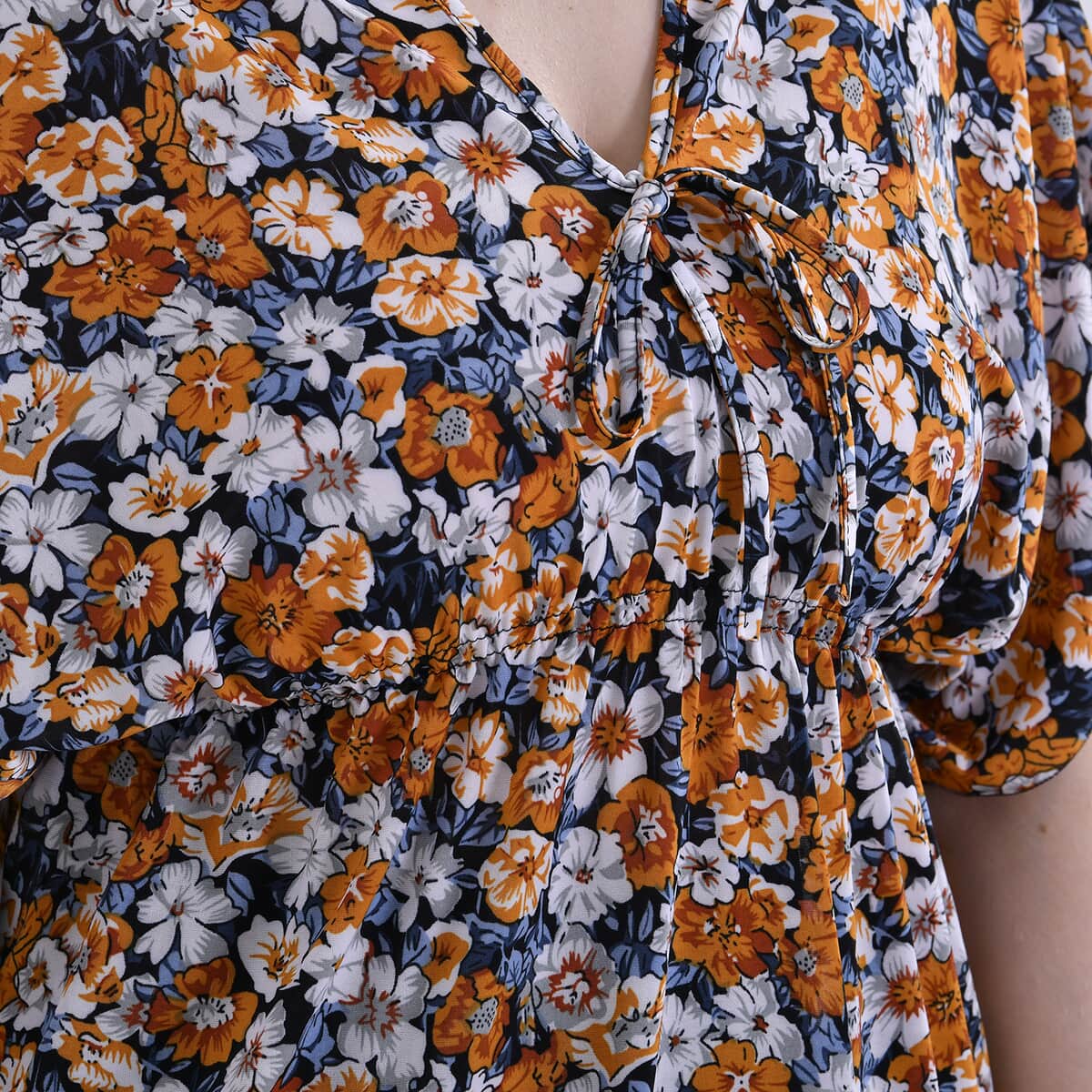 Tamsy Orange Floral V-Neck Elastic Waist Kimono Sleeve Blouse image number 5