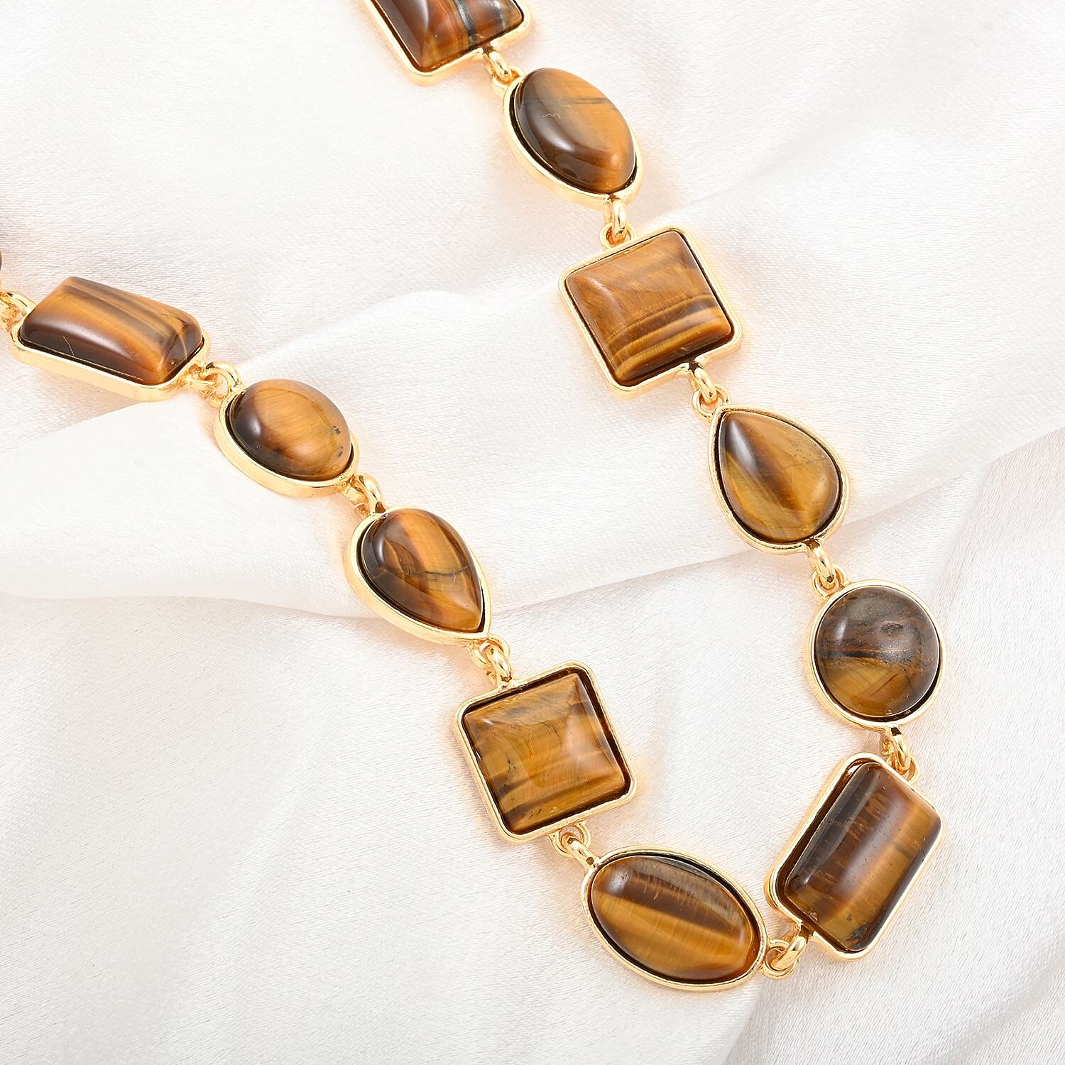 Yellow Tiger's Eye Necklace 18-20 Inches in Goldtone 160.00 ctw