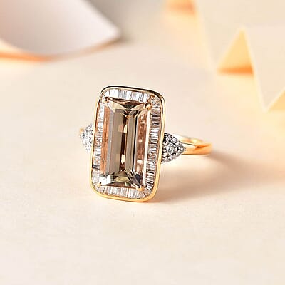 Iliana 18K Yellow Gold AAA Turkizite, White Diamond (G-H, SI) (0.45 cts) Ring (Size 10.0) (5.65 g) 5.50 ctw