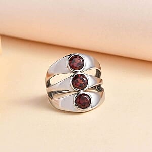 Mozambique Garnet 1.83 ctw 3 Stone Ring in Stainless Steel (Size 5.5)
