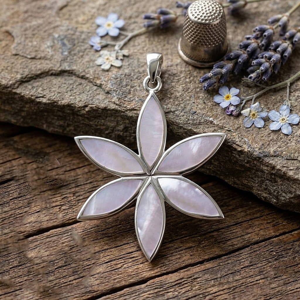 Mother Of Pearl Pendant without Chain in Sterling Silver