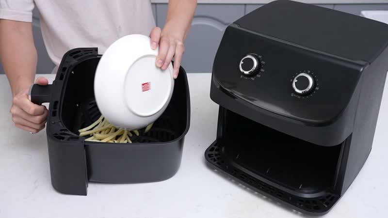 Air Fryer with Non Stick Frying Plate, 8L (1700w, 120v) - Black