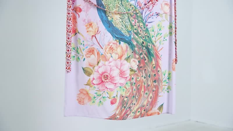 Peacock Printed Kimono Bust