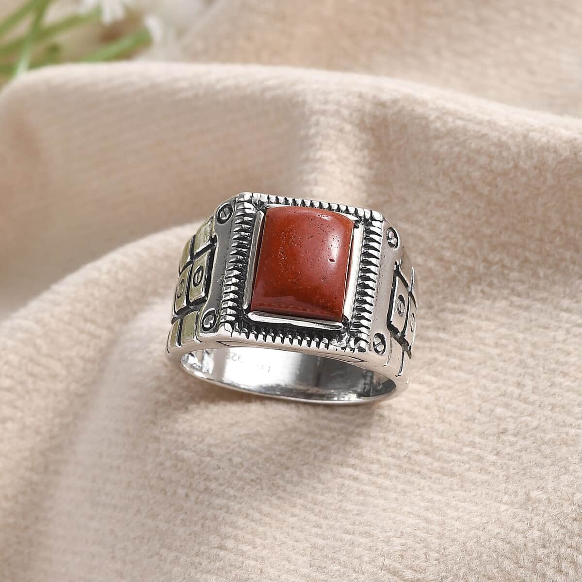 Red Jasper Men's Ring in Sterling Silver (Size 9.0) 1.00 ctw image number 1