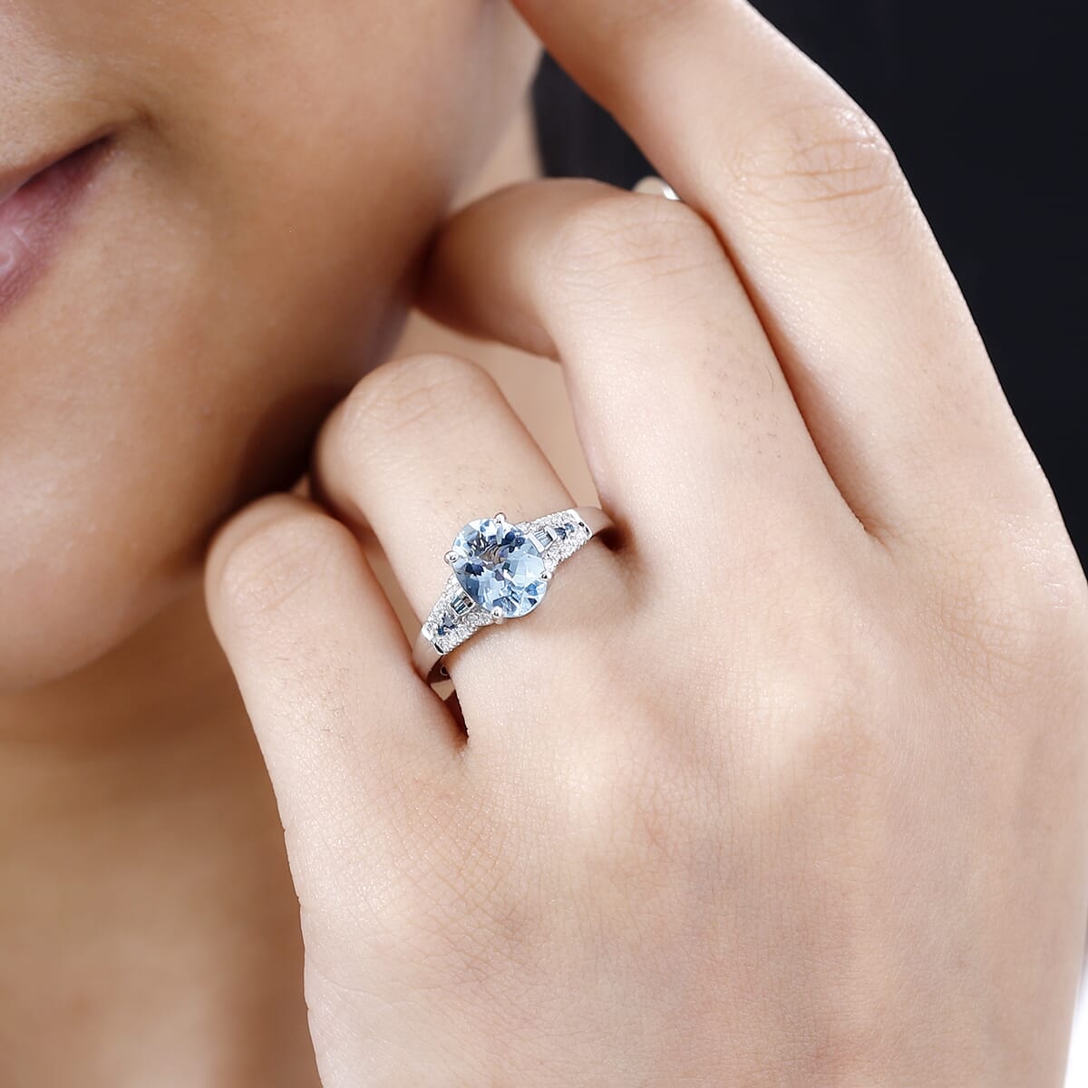 Luxoro AAA Santa Maria Aquamarine, I2 Venice Blue and White Diamond 1.65 ctw Sea Hues Ring in 14K White Gold (Size 6.0) image number 2