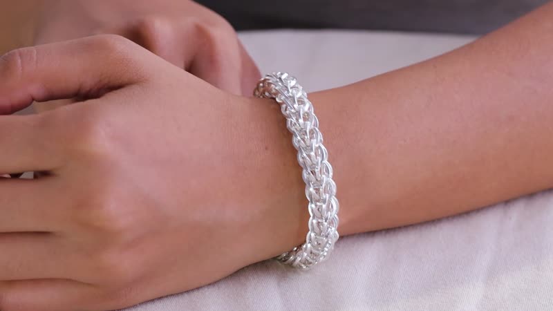 Artisan Crafted Sterling Silver Link Chain Bracelet (6.50-8.0In) 18.85 Grams