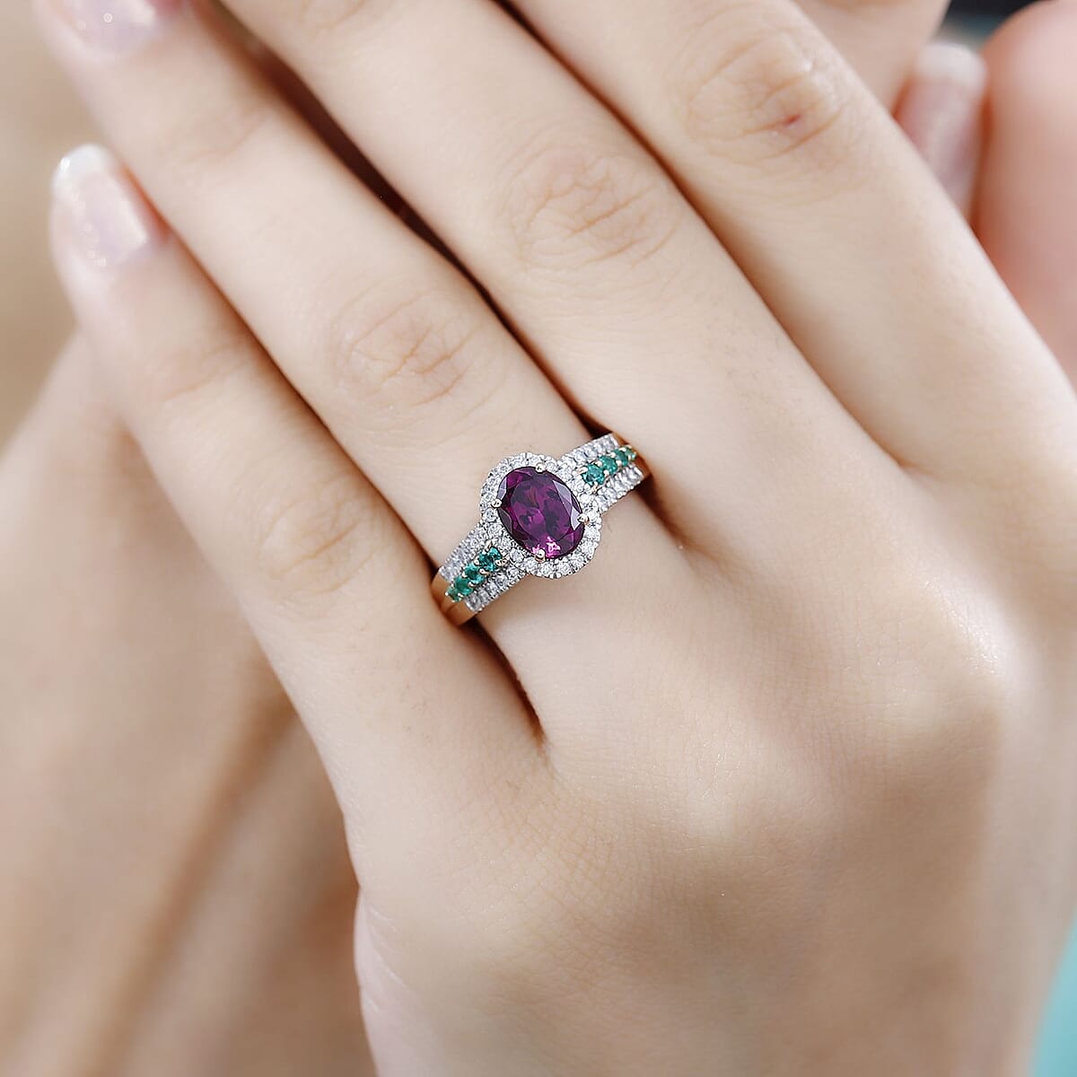 Certified & Appraised Luxoro AAA Radiant Ember Garnet, Boyaca Colombian Emerald and G-H I2 Diamond 1.93 ctw Ring in 10K Rose Gold (Size 8.0) image number 2