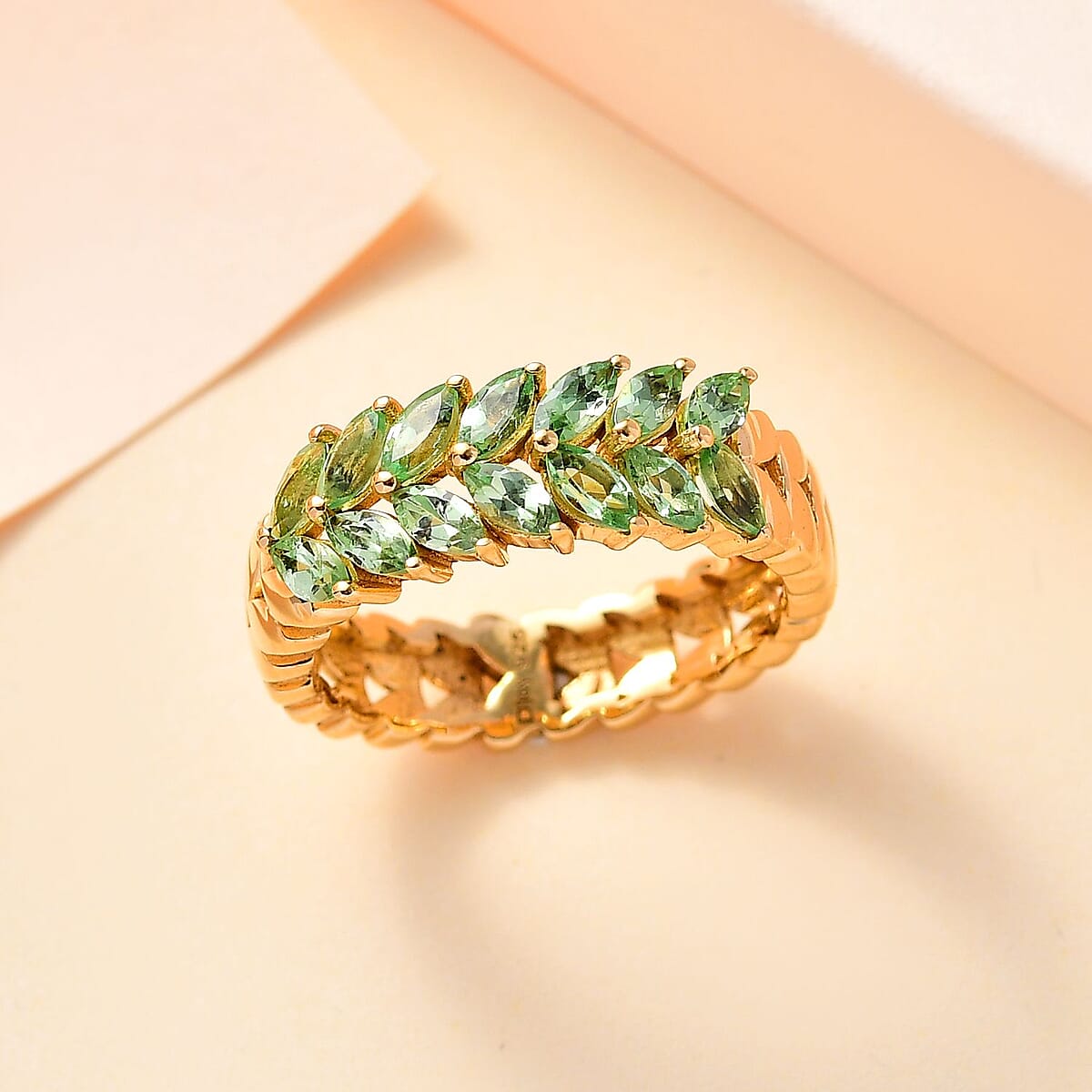 Brazilian Mint Garnet Leaf Ring in 18K Vermeil Yellow Gold Over Sterling Silver (Size 9.0) 1.25 ctw image number 1