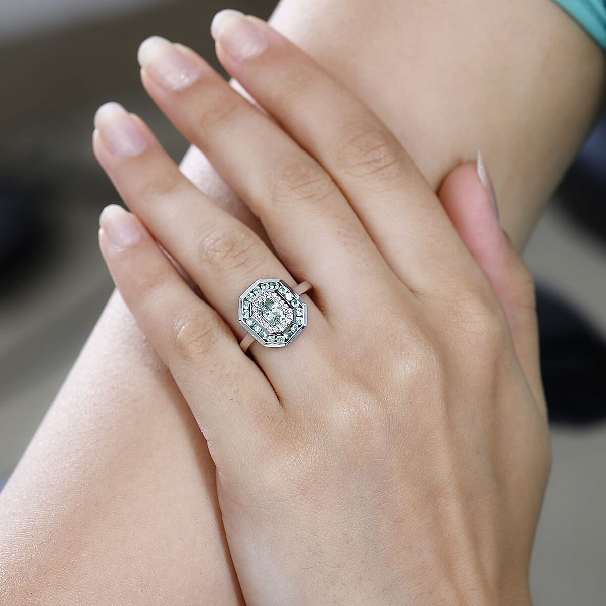 Brazilian Mint Garnet and White Zircon Art Deco Ring in Rhodium Over Sterling Silver (Size 5.0) 1.15 ctw image number 2