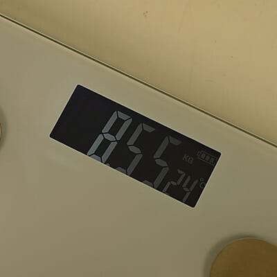 White Smart Body Fat Weighing Scale with Bluetooth (2xAAA Not Included)