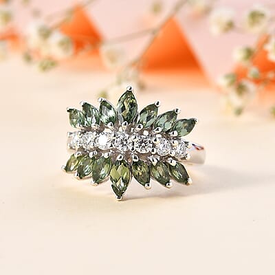 Andranomaro Green Apatite and Moissanite Leaf Ring in Rhodium Over Sterling Silver (Size 5.0) 3.00 ctw