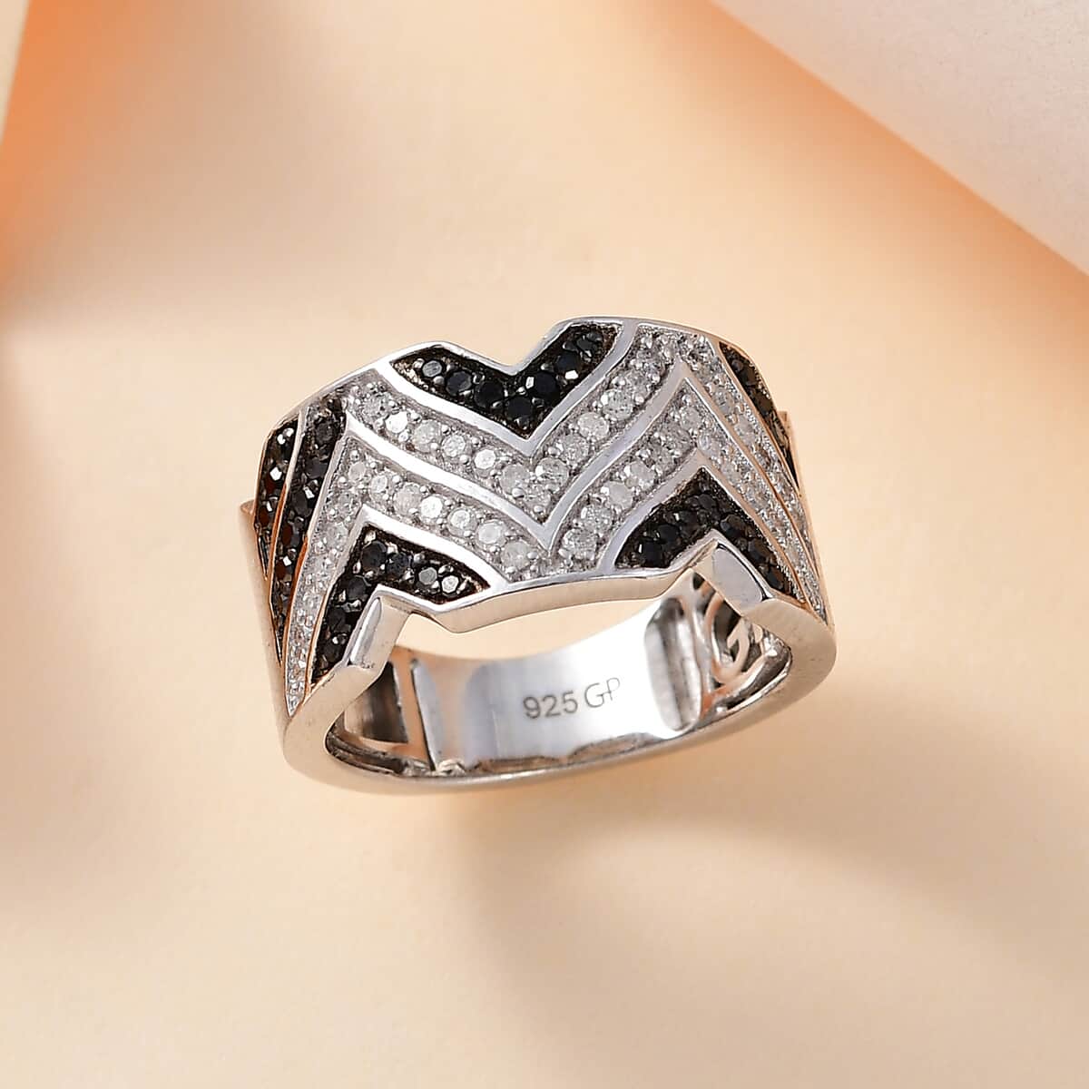 GP Royal Art Deco Collection Black and White Diamond Men's Ring in Rhodium Over Sterling Silver (Size 6.0) 0.50 ctw image number 1