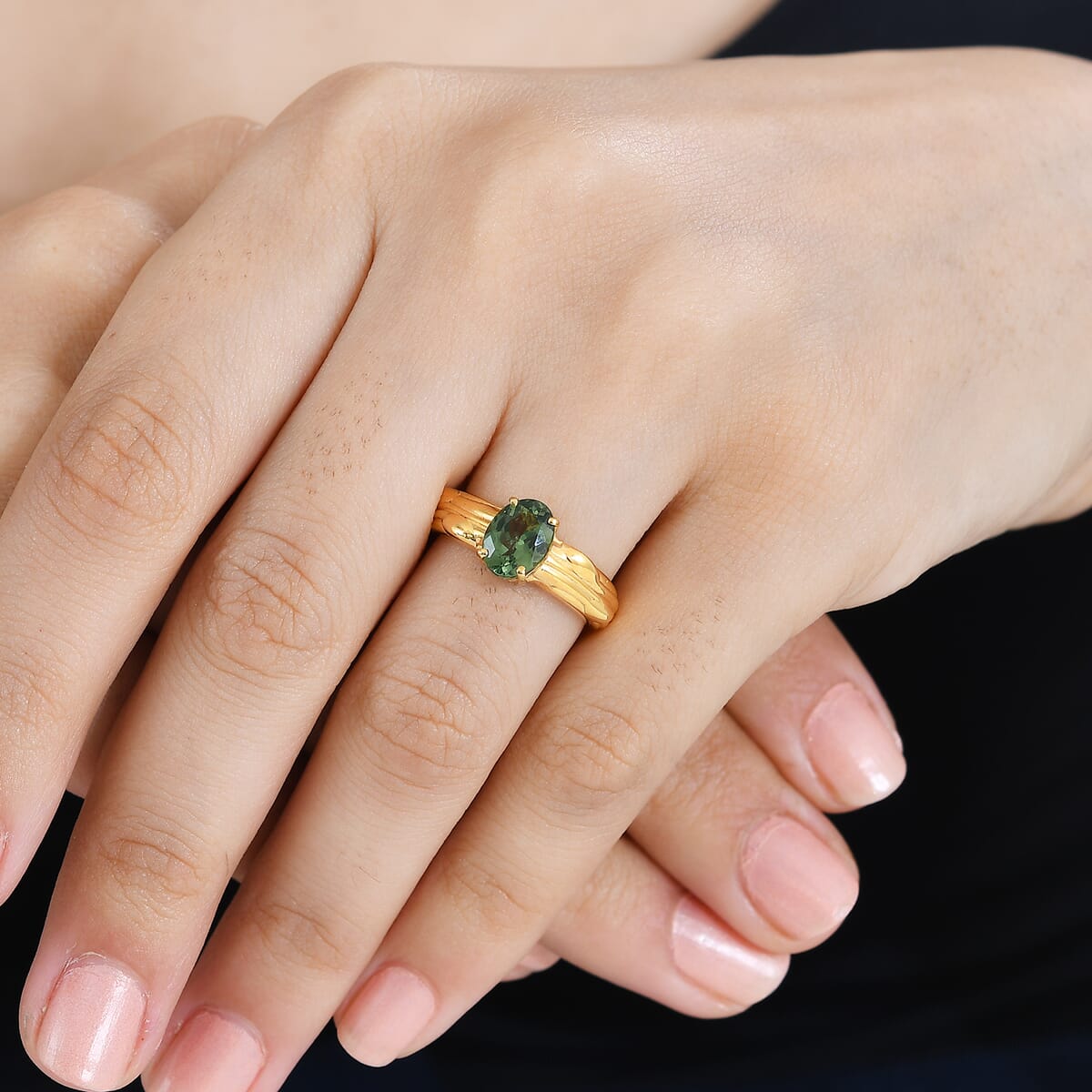 Andranomaro Green Apatite Tree Shank Ring in 18K Vermeil Yellow Gold Over Sterling Silver (Size 9.0) 1.35 ctw image number 2