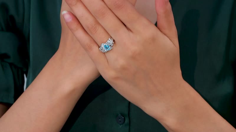 Premium Batroke Blue Apatite Solitaire Ring in Rhodium Over Sterling Silver (Size 7.0) 0.80 ctw