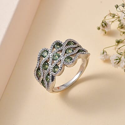 Andranomaro Green Apatite Hills Fog Ring in Rhodium Over Sterling Silver (Size 5.0) 1.60 ctw