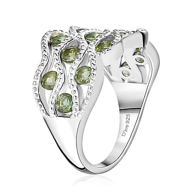 Andranomaro Green Apatite Hills Fog Ring in Rhodium Over Sterling Silver (Size 5.0) 1.60 ctw