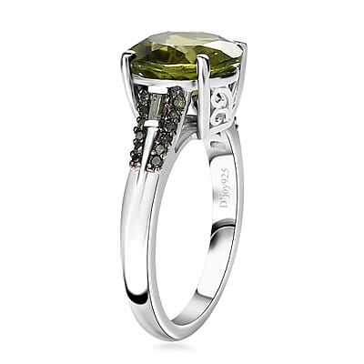 Hebei Peridot and Green Diamond Ring in Rhodium Over Sterling Silver (Size 6.0) 4.40 ctw