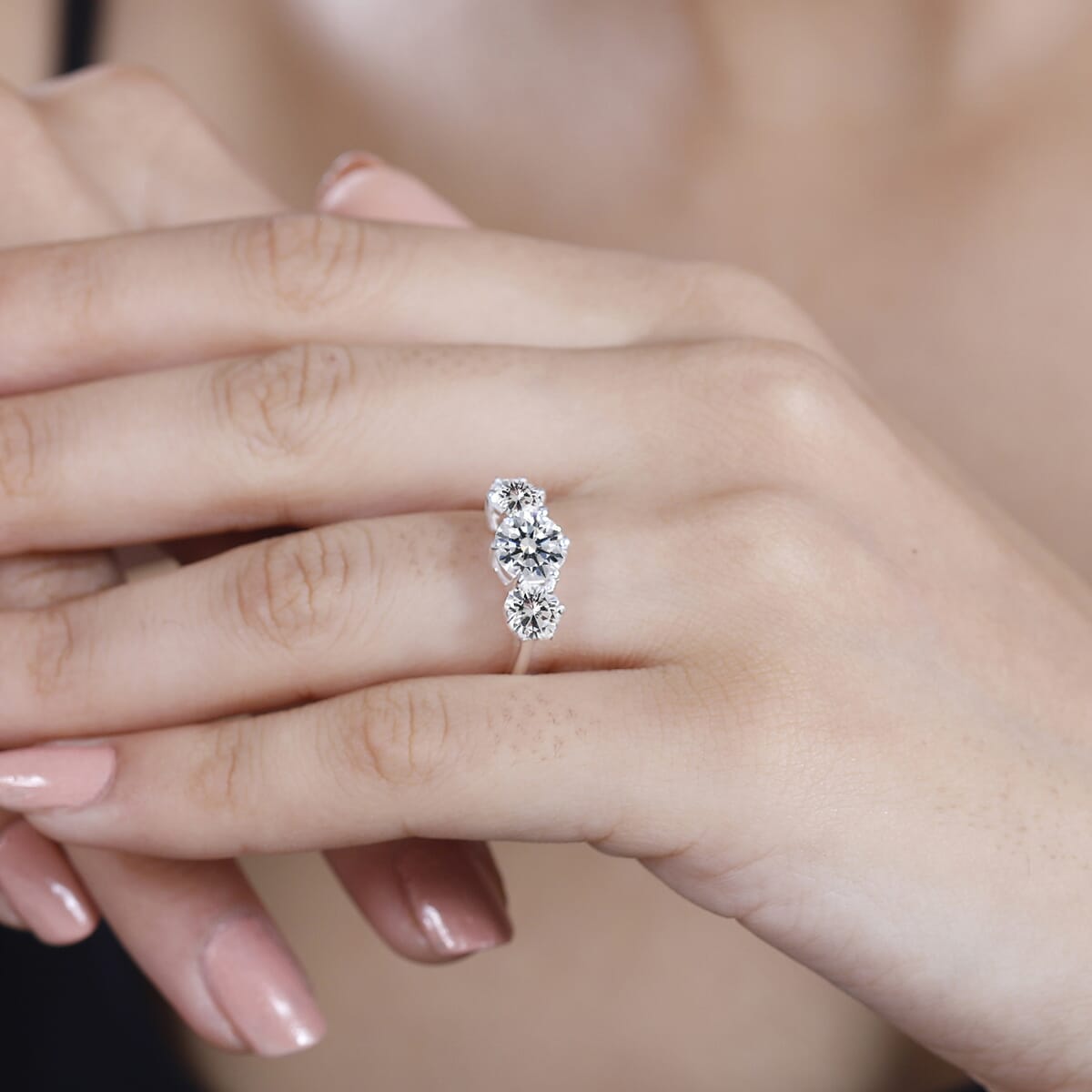 Simulated Diamond 3.65 ctw 3 Stone Ring in Sterling Silver (Size 7.0) image number 3