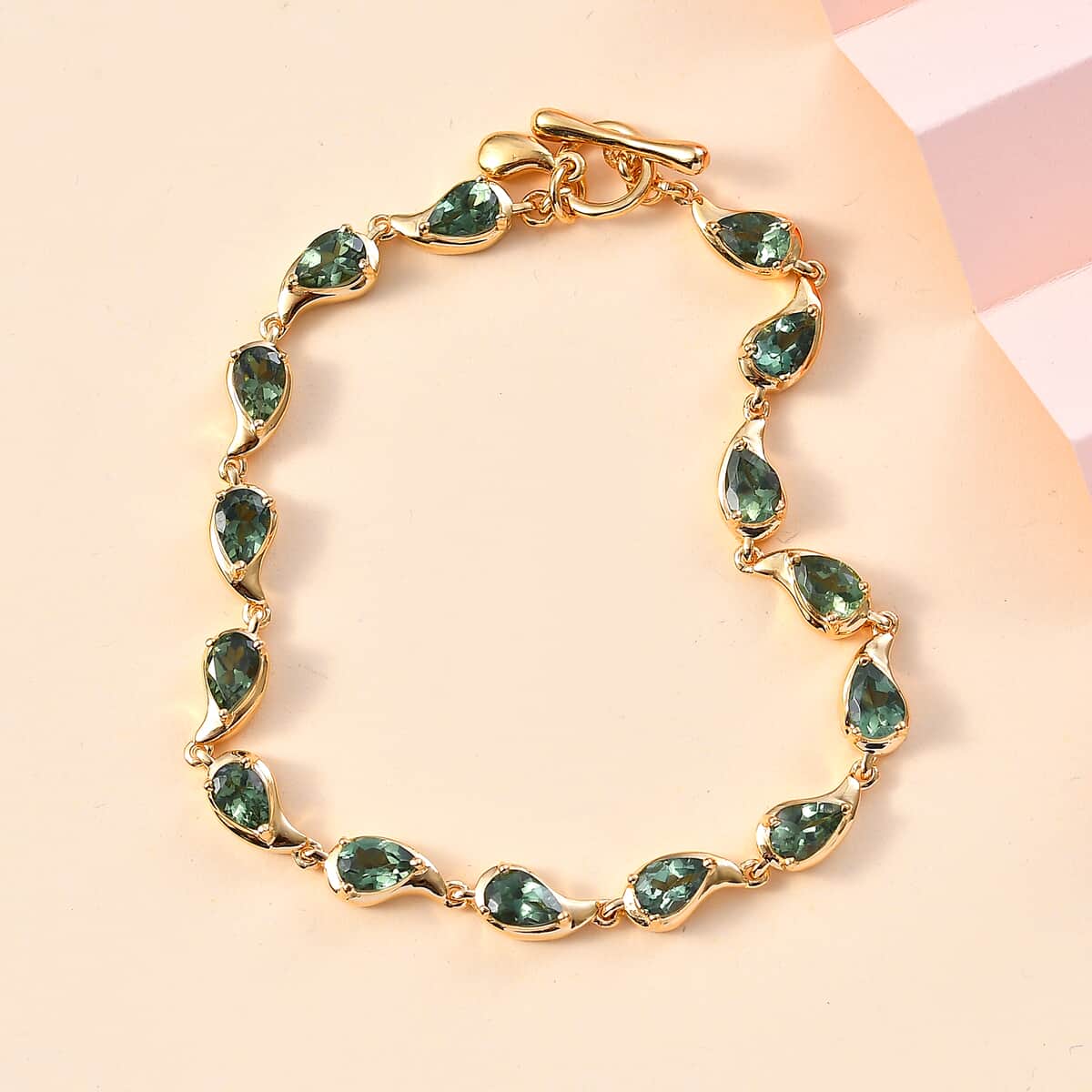 Andranomaro Green Apatite Rain Drop Bracelet in 18K Vermeil Yellow Gold Over Sterling Silver (7.25 In) 7.25 ctw image number 1