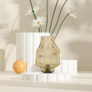Yellow Ribbed Glass Lamp with a Bulb (2xAAA Battery not include)