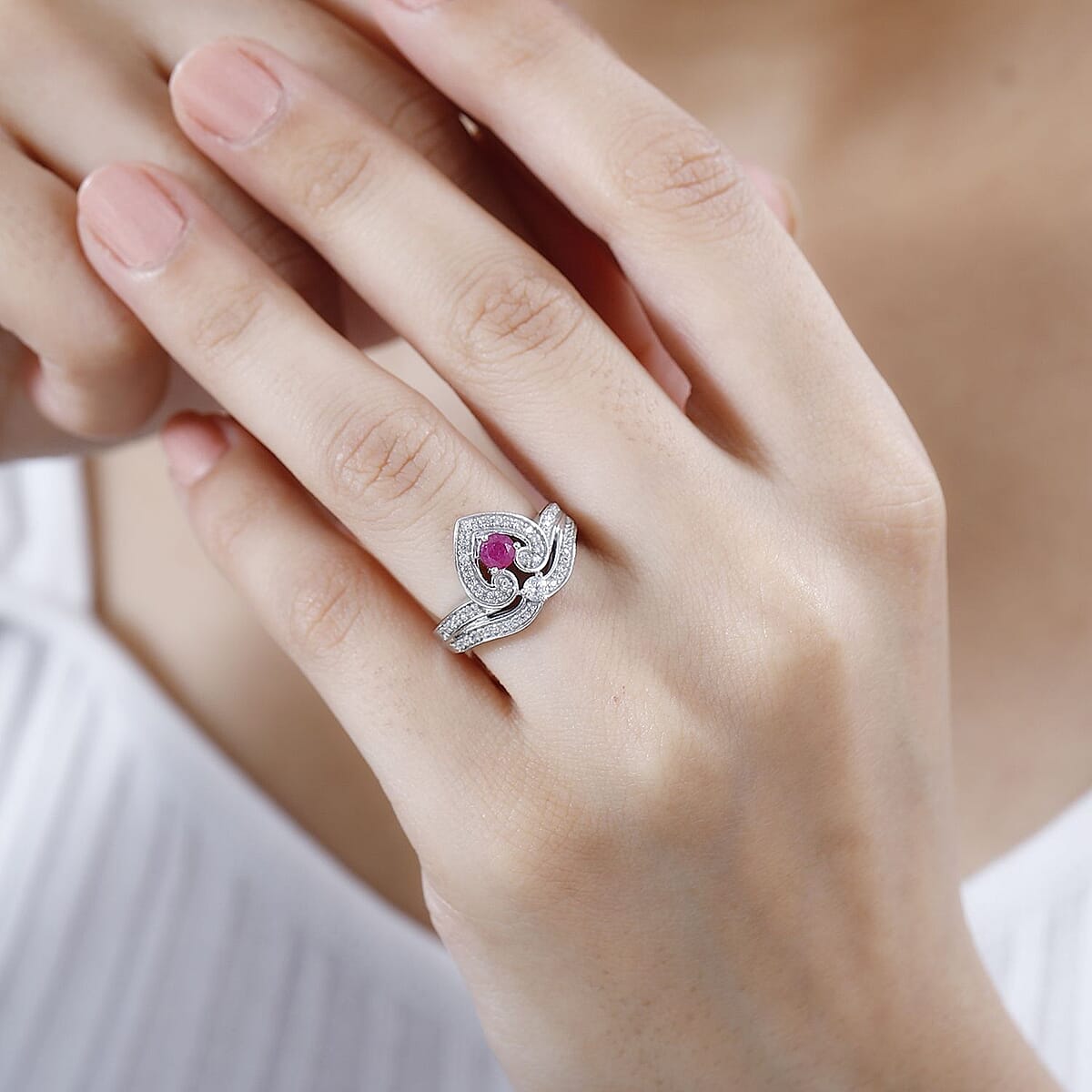 Premium Montepuez Ruby and White Zircon Art Deco Ring in Rhodium Over Sterling Silver (Size 6.0) 1.00 ctw image number 2