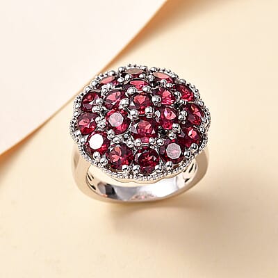 Orissa Rhodolite Garnet and Thai Black Spinel Mums Flower Ring in Rhodium Over Sterling Silver (Size 5.0) 4.65 ctw