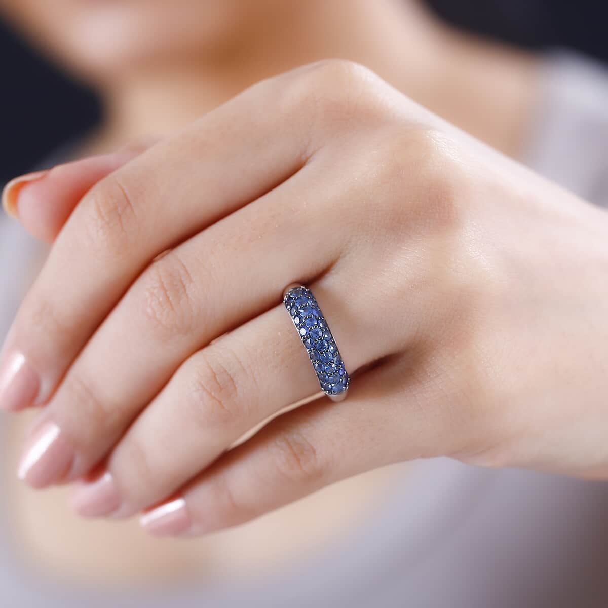 Ceylon Blue Sapphire 1.10 ctw Band Ring in Rhodium Over Sterling Silver (Size 7.0) image number 2