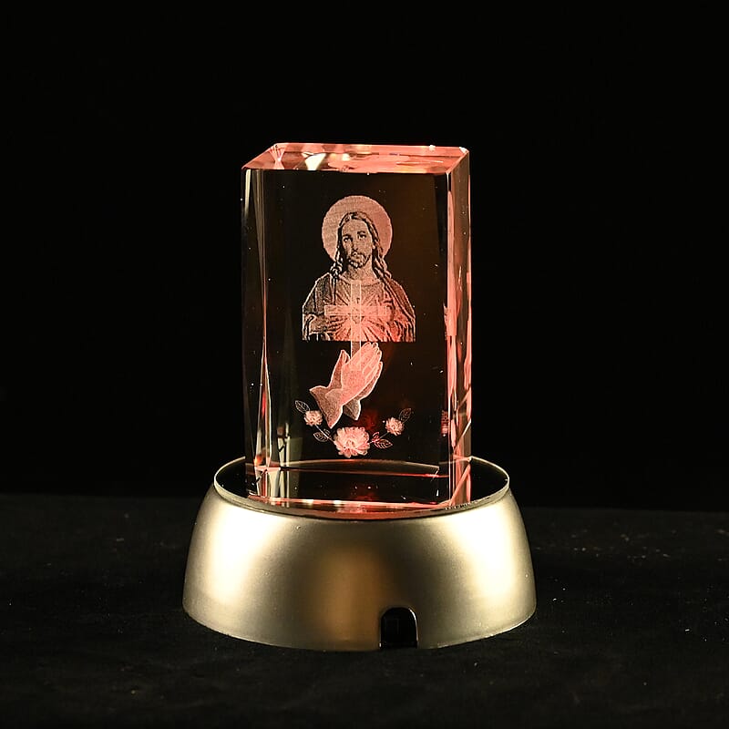 3D Jesus Christ Engraved Crystal Figurine (3.9) with Radiating Light (AAA Battery not Included)