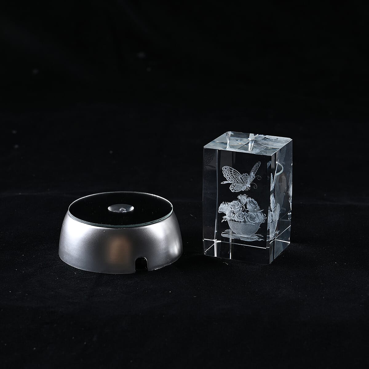 3D Butterfly Engraved Crystal Figurine (3.9) with Radiating Light (AAA Battery not Included) image number 2