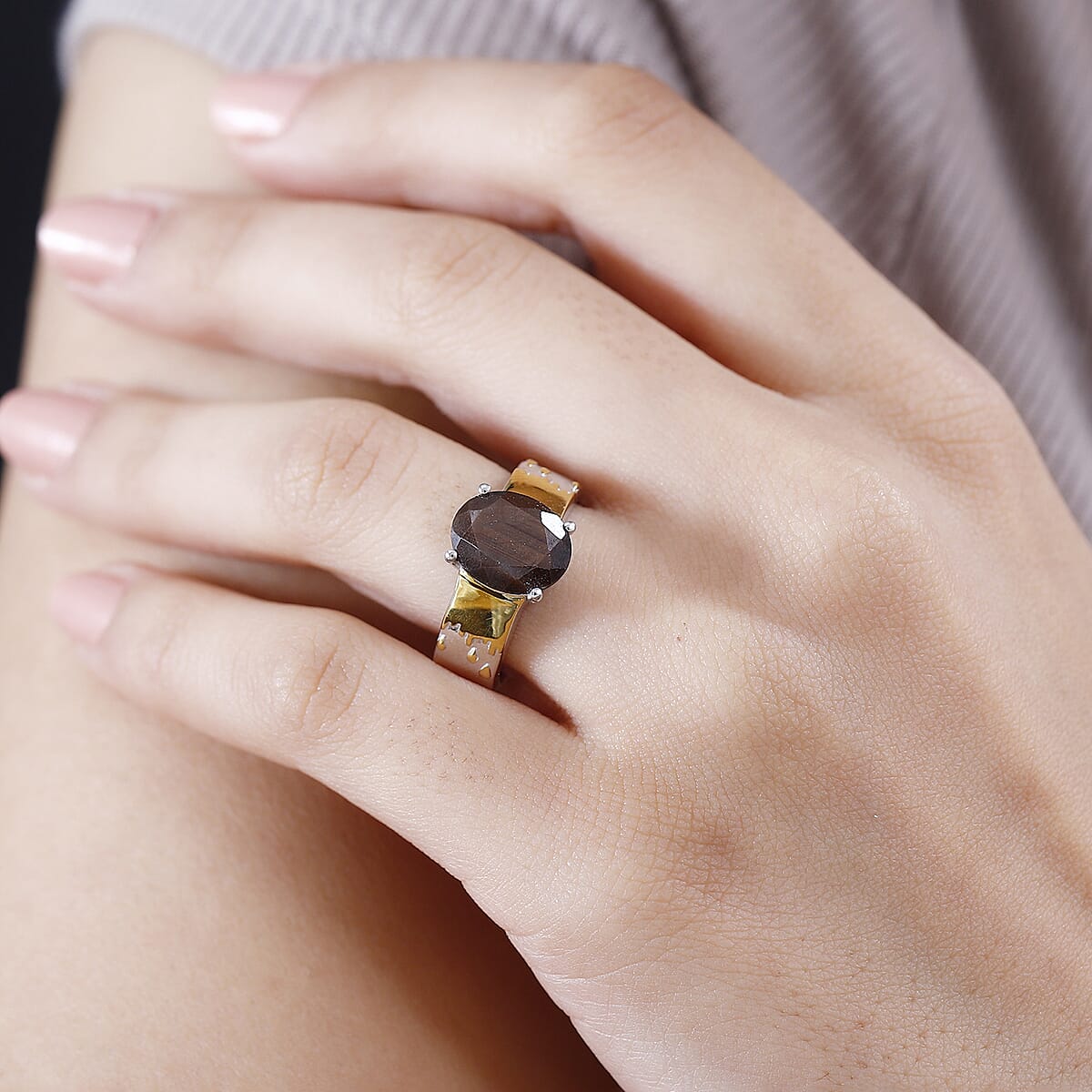 Zawadi Chocolate Sapphire Solitaire Molten Moments Ring in 18K Vermeil YG and Rhodium Over Sterling Silver (Size 8.0) 5.00 ctw image number 2