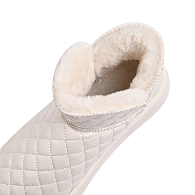 Cream Women's Sparkle Quilted Faux Leather Fur Lined Boots - Size 7