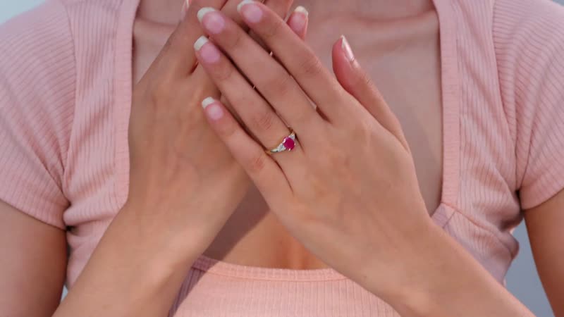Luxoro 10K Yellow Gold AAA Montepuez Ruby, Diamond (G-H, I2) Ring (Size 7.0) 1.90 ctw