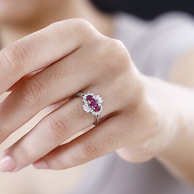 Montepuez Ruby and Moissanite Art Deco Ring in Rhodium Over Sterling Silver (Size 7.0) 1.15 ctw