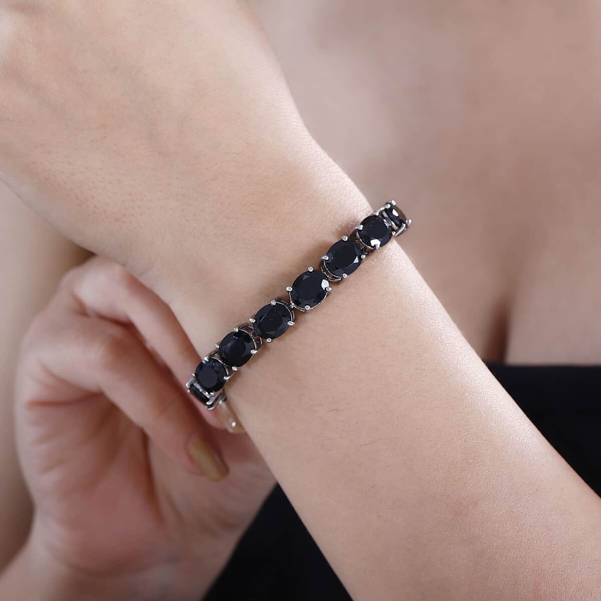 Karis Thai Black Spinel Bracelet in Platinum Bond (6.50 In) 57.60 ctw image number 2