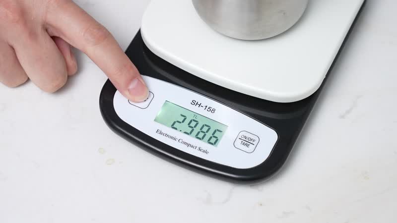 White Electronic Compact Scale (2xAAA Not Included) (5000g to 1g)