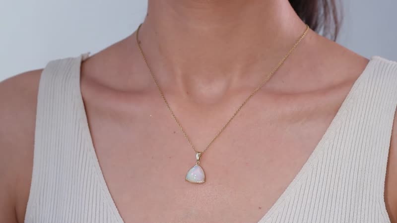 Luxoro AAA Ethiopian Welo Opal 3.85 ctw Ethereal Mystical Pendant without Chain in 14K Yellow Gold