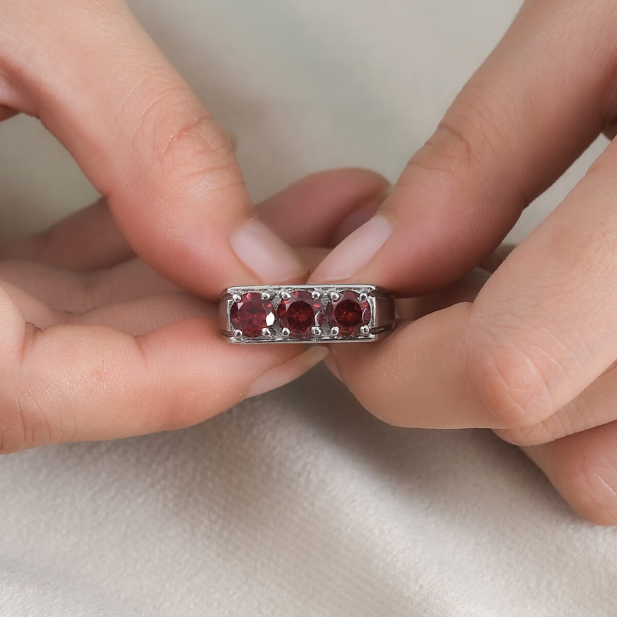 Mozambique Garnet 3.25 ctw 3 Stone Men's Ring in Stainless Steel (Size 10.0) image number 2