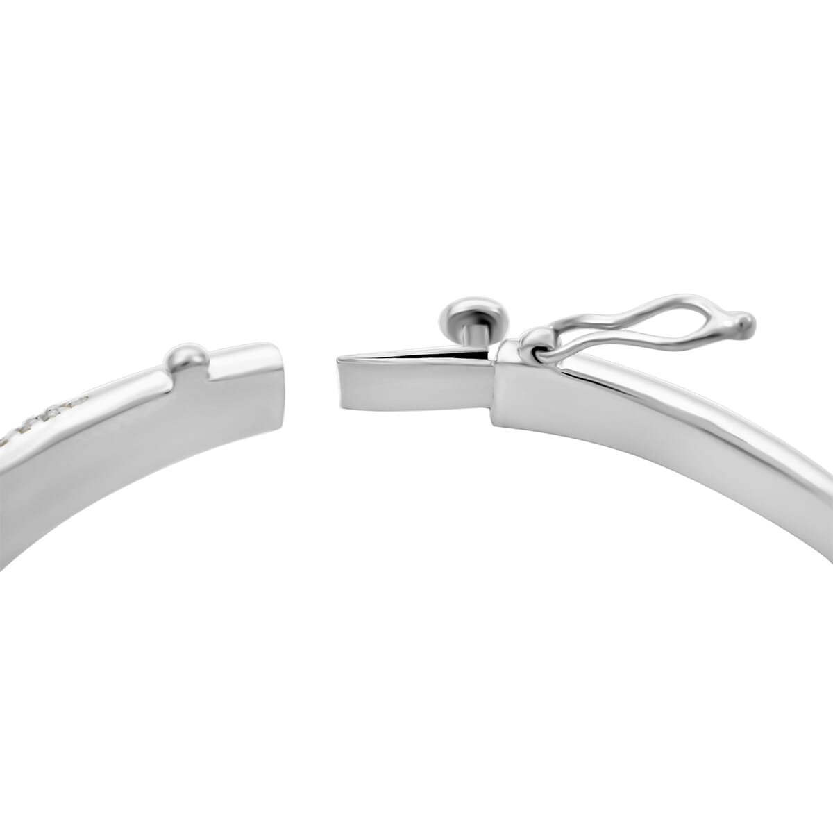 Clarte Sul Mare Collection Moissanite Bangle Bracelet in Platinum Over Sterling Silver (6.50 In) 1.20 ctw image number 3