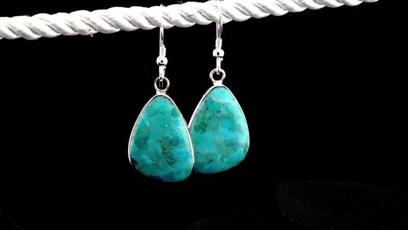 Blue Turquoise Earrings in Sterling Silver 30.00 ctw