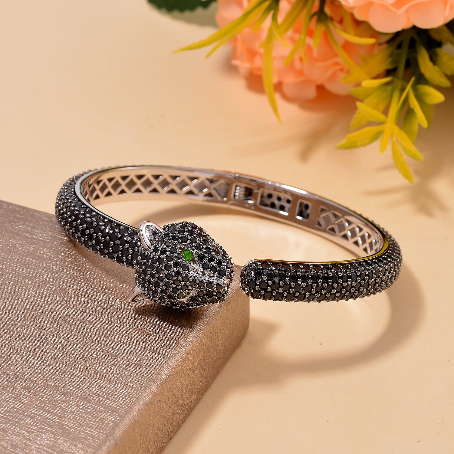 【50%OFF】BANDEL TITANIUM チタン Bangle Black TITANIUM チタン Bangle Black – BANDEL®︎｜公式オンラインストア