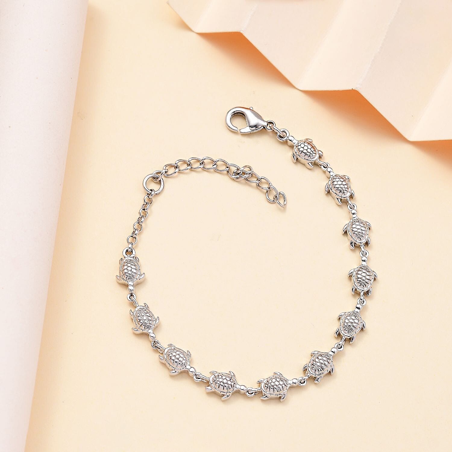 Karis Turtle Bracelet in Platinum Bond (6.50-8.0In)