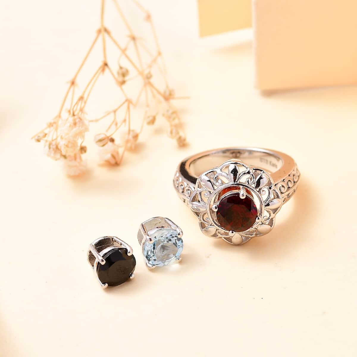 Karis Sky Blue Topaz, Mozambique Garnet, Thai Black Spinel Interchangable Solitaire Ring in Platinum Bond (Size 6.0) 4.50 ctw image number 1