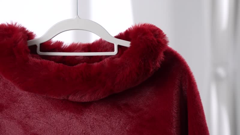 Black Faux Fur Collar Shawl (40.94"x32.67")